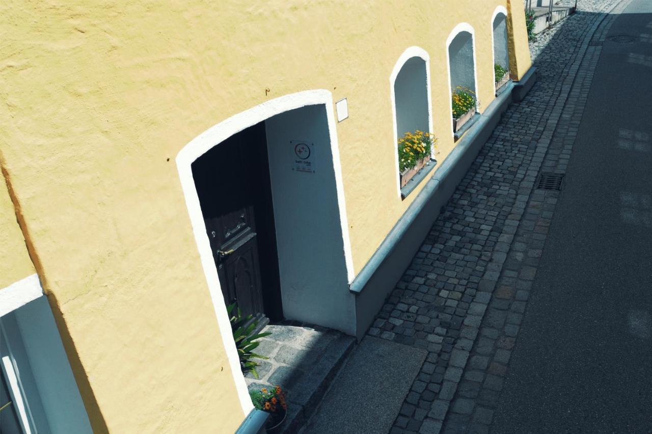 Stilvolle Wohnung Auf 50 M² Mit Parkplatz Und Wifi Kraiburg am Inn ภายนอก รูปภาพ