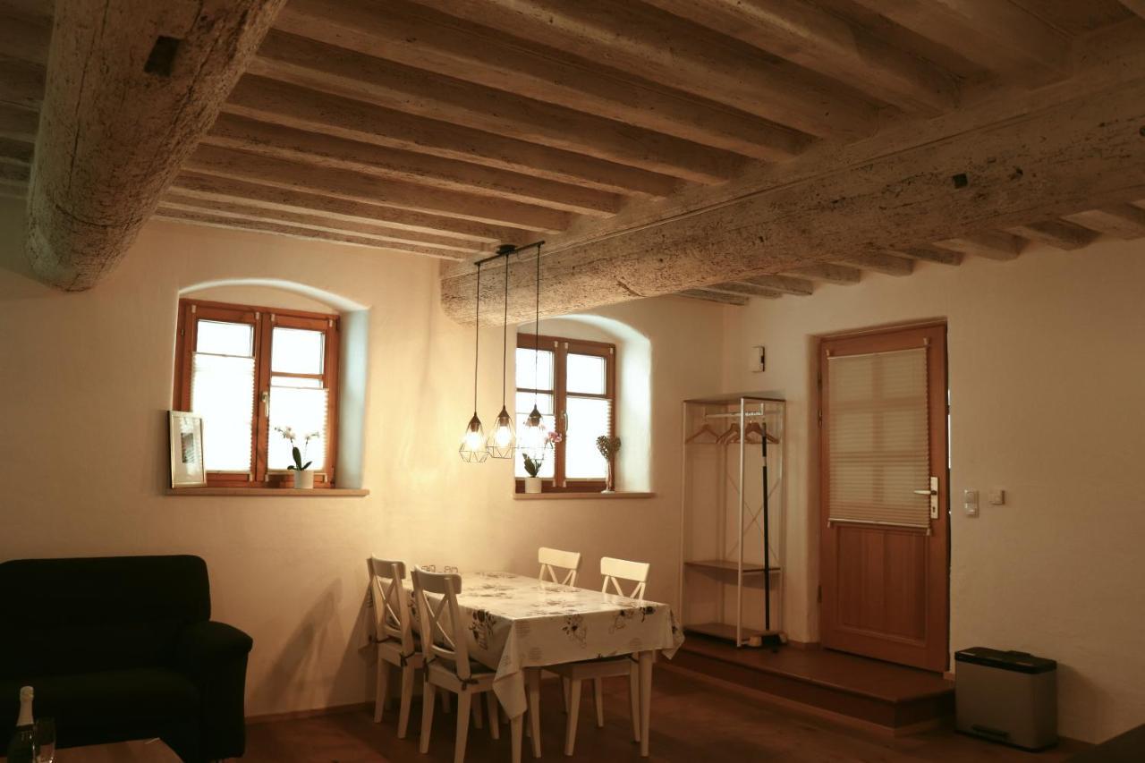 Stilvolle Wohnung Auf 50 M² Mit Parkplatz Und Wifi Kraiburg am Inn ภายนอก รูปภาพ